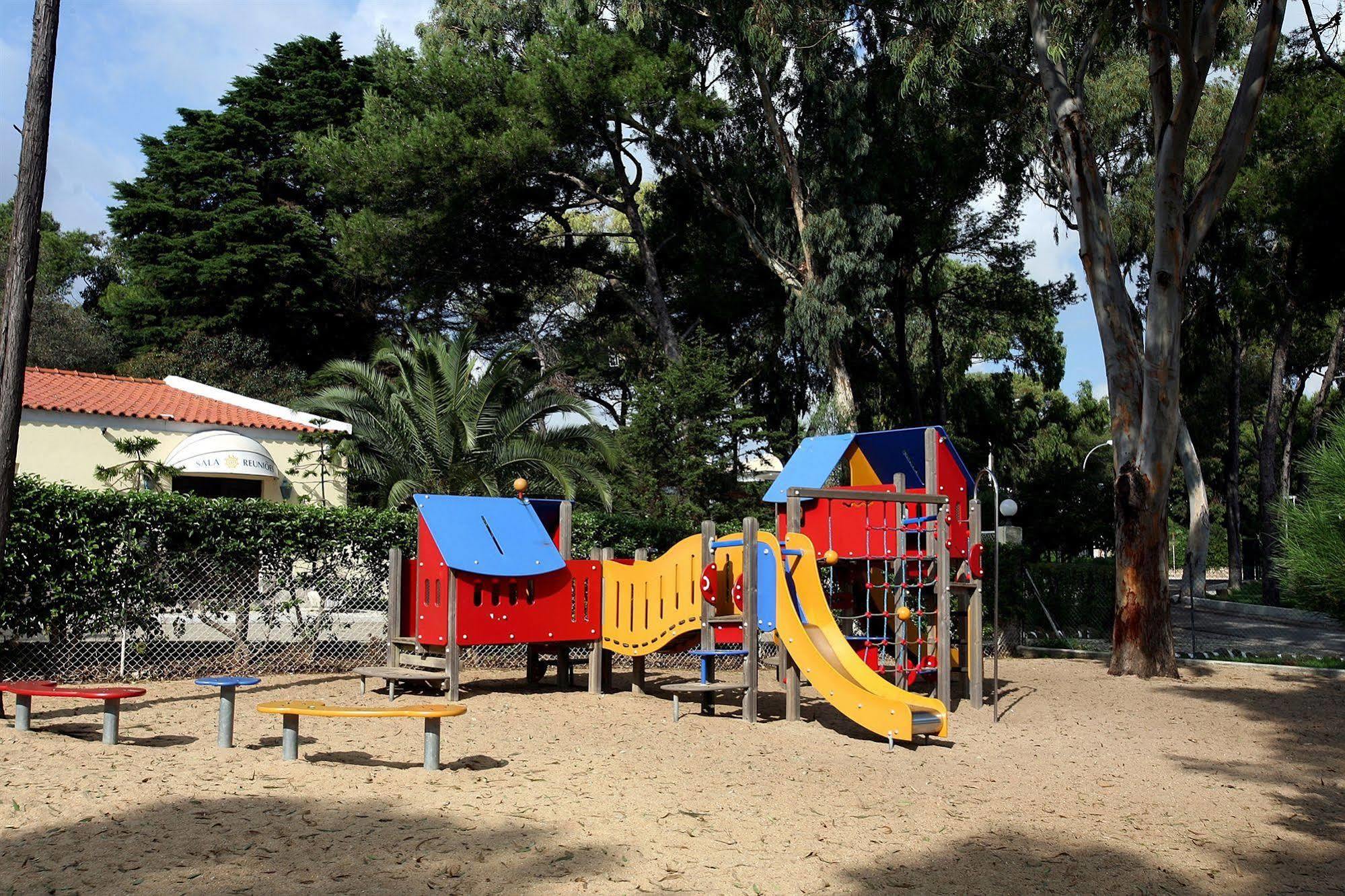מלון Inatel אוייראס מראה חיצוני תמונה